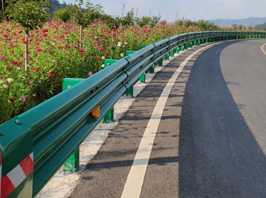 貴州道路防撞護欄